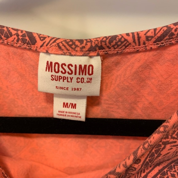 Crop Top - Picture 2 of 3